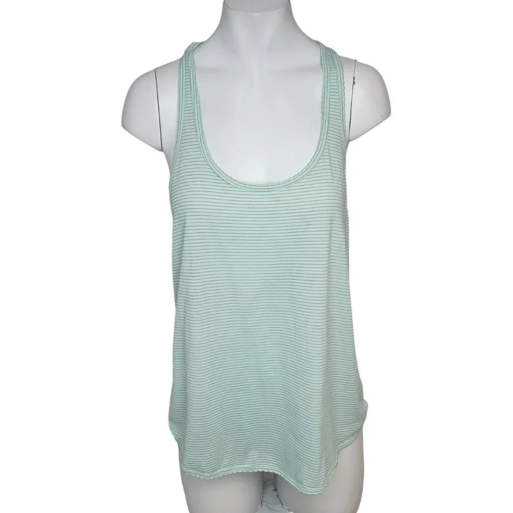 Lululemon 105 F Singlet  Mint Size 4
